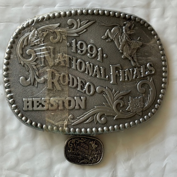 Hesston 1991 Silver Adult Belt Buckle Hat Lapel Pin National Finals Rode… - Picture 1 of 9